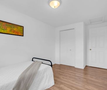 For Lease - 151 Clairfields Drive Unit# 15, Guelph, Ontario - Photo 6
