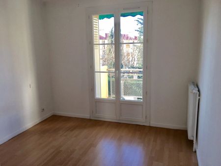 Location Appartement 3 pièces 54m² AIX EN PROVENCE 90ème - Photo 2