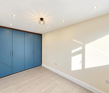 3 bedroom terraced house to rent - Photo 6