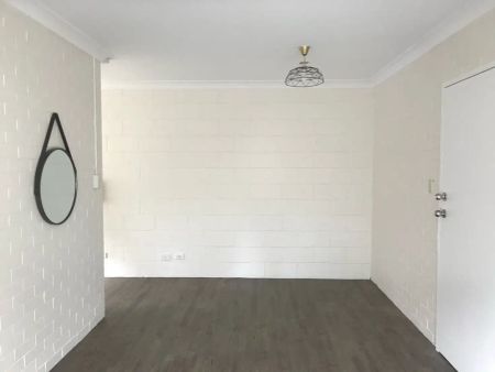 “Great Price, Great Location, Partially Furnished” - Photo 2