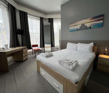 Beacon Road, Bournemouth - Photo 4