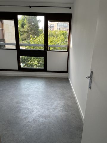 Appartement 52 m² - 2 Pièces - Le Chesnay (78150) - Photo 2