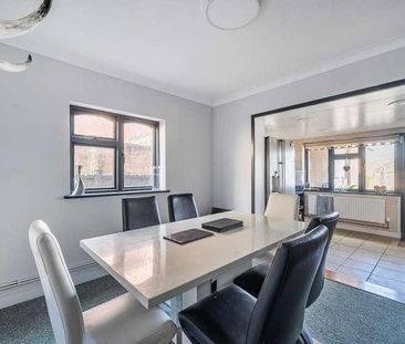 Crockhamwell Road, Woodley, RG5 - Photo 5