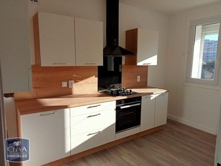 Location Appartement 3 pièces 68m² ST ETIENNE 42000 - Photo 5