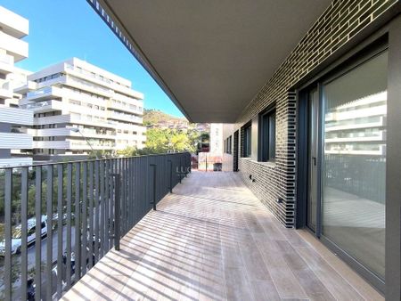 3 bedroom luxury Flat for rent in Esplugues de Llobregat, Catalonia - Photo 4