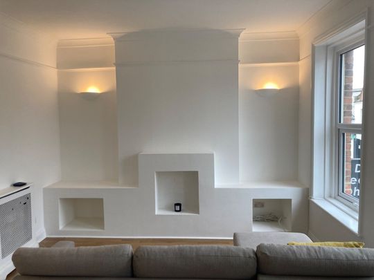 2 Bed Flat, Munster Road, SW6 - Photo 1