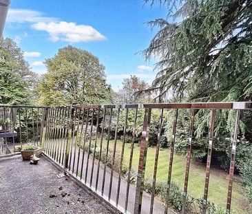 Portarlington Road, Bournemouth, Dorset, BH4 - Photo 2