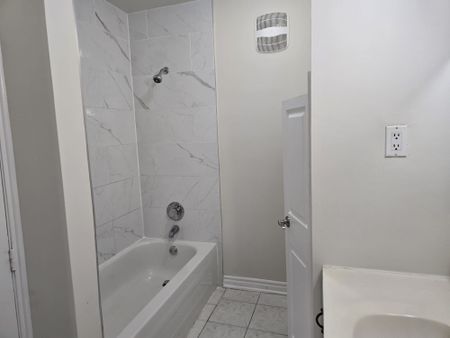 For Lease - 1351 Marchand Street Unit# 1347-1, Cyrville - Carson Grove - Pineview, Ontario - Photo 4