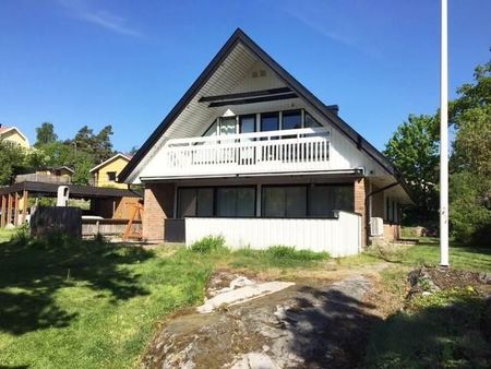 Möblerad villa uthyres i ett barnvänligt område - Foto 5