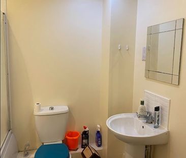 2 Bed Flat, Aura Court, M15 - Photo 6