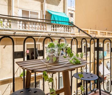 Furnished apartment for rent on Proclamació Street - Photo 6