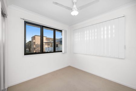 Unit 3/274 Cavendish Road, Coorparoo. - Photo 3