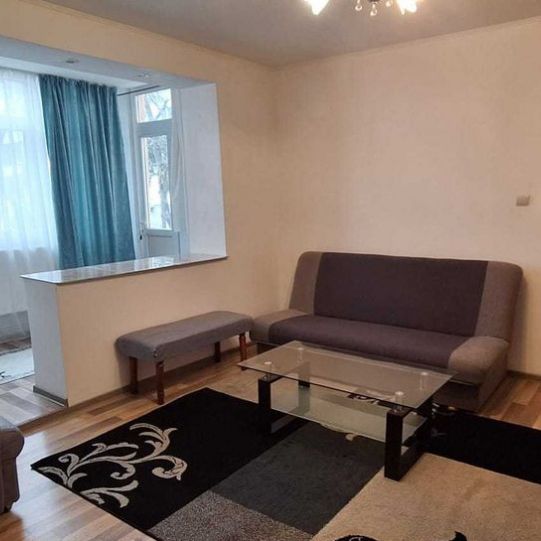 2-room apartment for rent - Codrescu, Gaudeamus area - Copou Iasi Romania - Photo 1