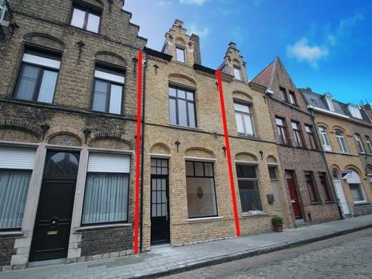 WONING MET 2 SLAAPKAMERS EN TERRAS IN CENTRUM - Foto 1