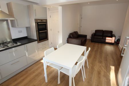 24 Chestnut Street - Photo 2