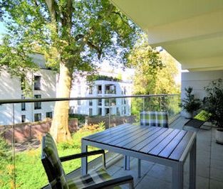 Modern möblierte Wohnung mit großer Terrasse in ruhiger, grüner Umg... - Photo 2