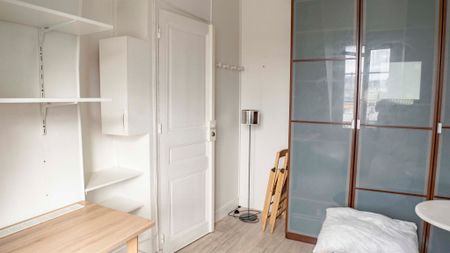 Location Appartement 1 pièce 11m² PARIS 16ème - Photo 2