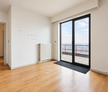 Penthouse in hartje Brasschaat met ondergrondse autostaanplaats en ... - foto 3