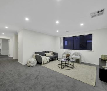 Modern Family Home in a Prime Location - Photo 1