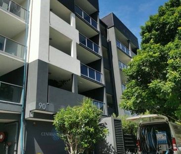 Fresh & appealing Apartment in the heart of Upper Mt Gravatt ! - Photo 1