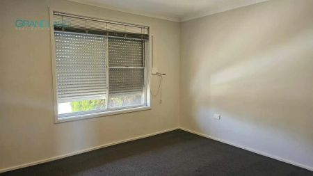 73 Leumeah Road, Leumeah NSW 2560 - Photo 4