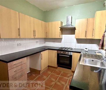 2 bedroom terraced house to rent - Photo 4