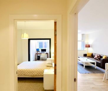 2 bedroom flat to rent - Photo 4