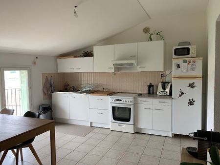 A louer Appartement T2 Bis Chateauneuf Du Pape centre, env.45m², - Photo 2