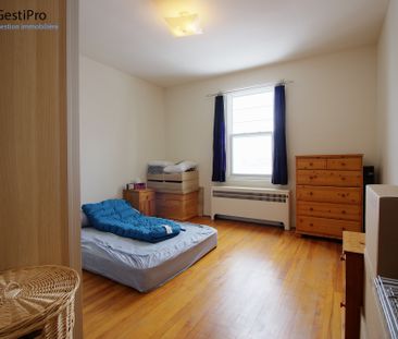 245 Fraser - Photo 3