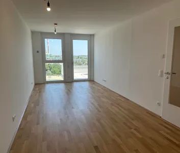 ZU HAUSE DIREKT AN DER U3 MIETE - Photo 1