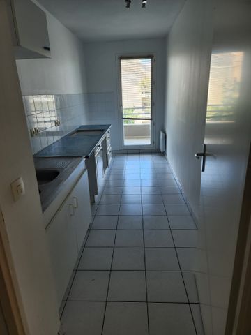 Location Appartement 3 pièces 65m² CENON 33150 - Photo 4