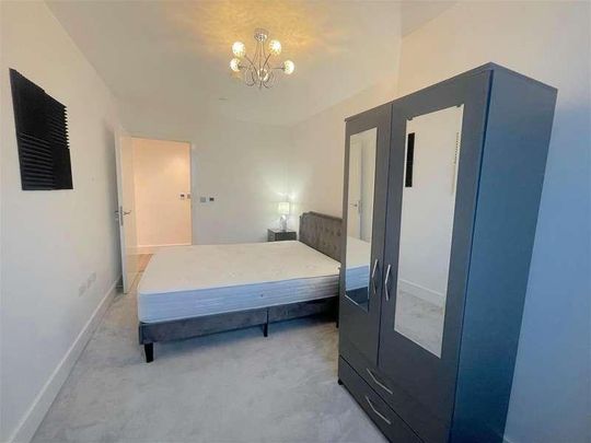 Healum Avenue, Southall, UB2 - Photo 1