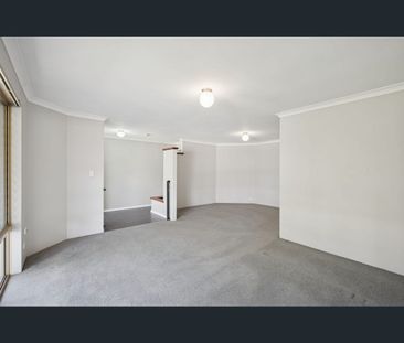 17 Ontario Cresent, Joondalup, WA 6027 - Photo 3