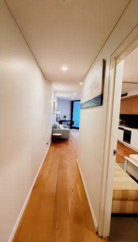 1 bed 1 bath - Photo 3