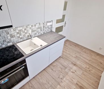 Pronájem bytu 1+1 v osobním vlastnictví 29 m², Kladno - Photo 4