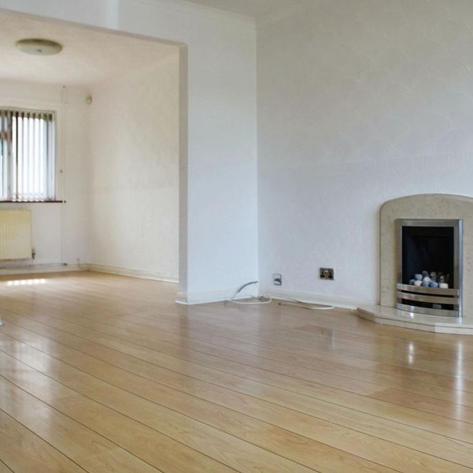 3 bedroom semi-detached house to rent - Photo 1