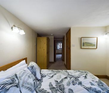 1 bedroom parking to rent - Photo 3