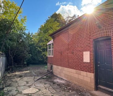 For Lease - 391 Glengarry Avenue, Toronto, Ontario - Photo 5