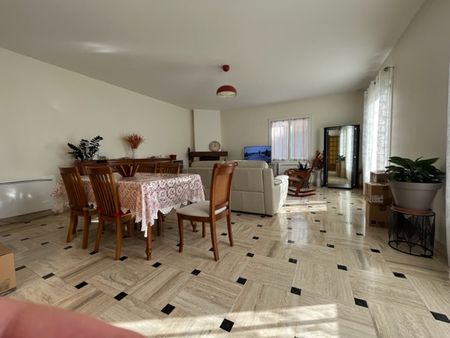 SMARVES Maison de type T4 - 112m² avec garage - Photo 2