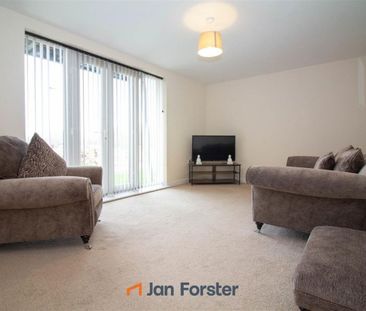 2 Bedroom House - Photo 1