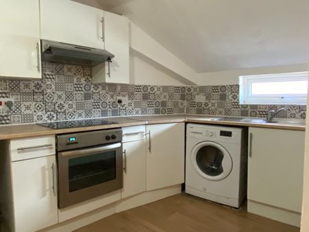 2 Bed Flat, Humberstone Gate, LE1 - Photo 4