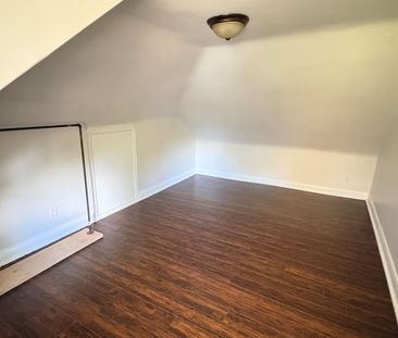 For Lease - 585 Byngmount Avenue Unit# Upper, Mississauga, Ontario - Photo 1