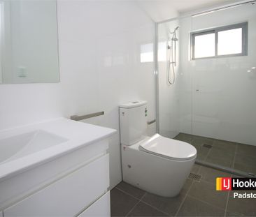 Top of the town family home with beautiful views. - Photo 5