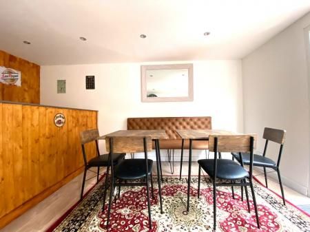 5 Bed Student Home - 52 Martyrs Field Road - Photo 4