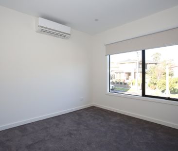 1/3 Roderick Street, Doncaster East - Photo 5