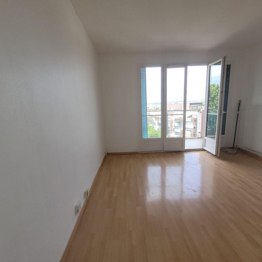 Location Appartement 3 pièces 56m² LYON 7ème - Photo 1