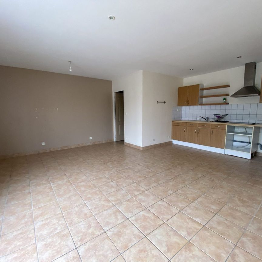 Appartement à louer Puiseaux - Photo 1