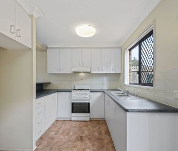 Spacious 2-Storey, 2-Bedroom Brick Unit – Comfort & Convenience! - Photo 5