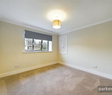 2 bedroom maisonette to rent - Photo 4