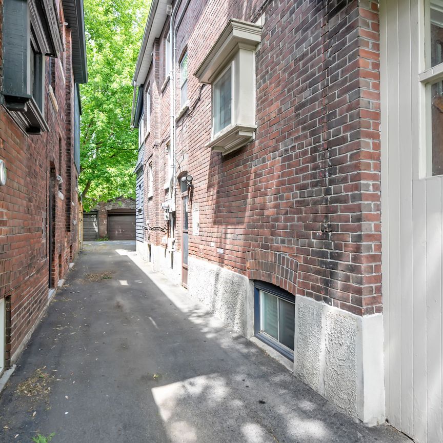 For Lease - 38 Browning Avenue Unit# Upper, Toronto, Ontario - Photo 1